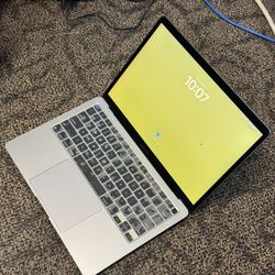 Macbook Air M1 16GB RAM 256GB SSD