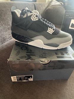 Jordan 4 retro fear size 9.5