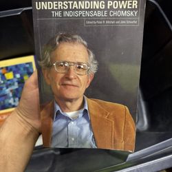Understanding Power : The Indispensible Chomsky  by Noam Chomsky 2002 Paperback