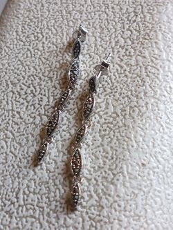 Aretes de sterling silver 925 con piedras marcasite