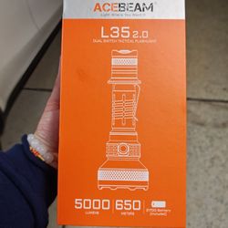 Acebeam Flashlight L35 2.0 5000 lumens!!