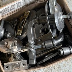 4 or 5 full sets of door handles everything is here