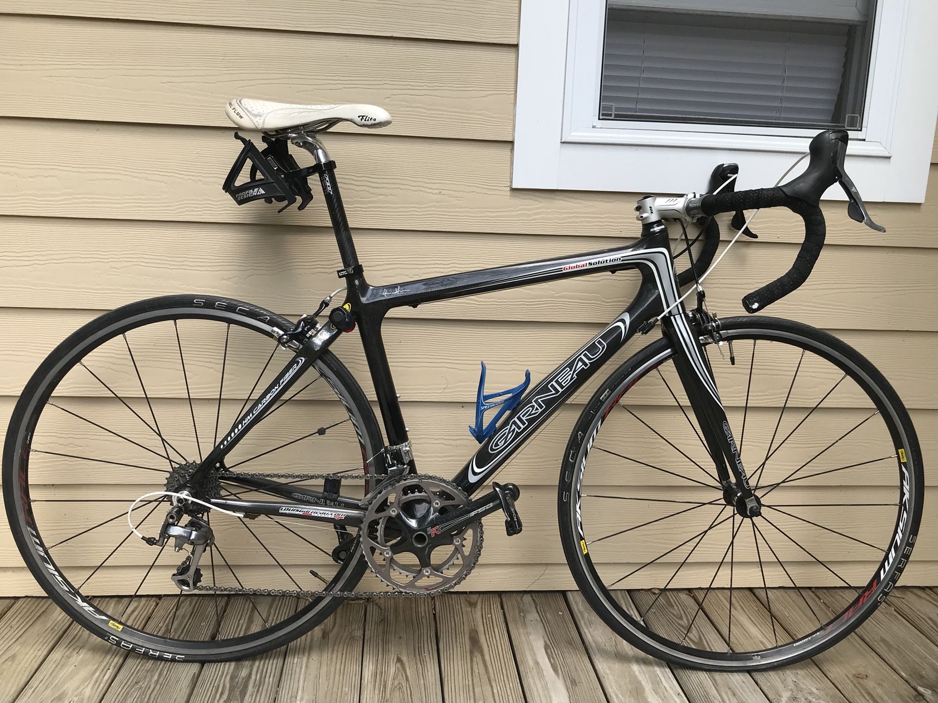 Louis Garneau Sonix Global Solutions Carbon Fiber Road Bike