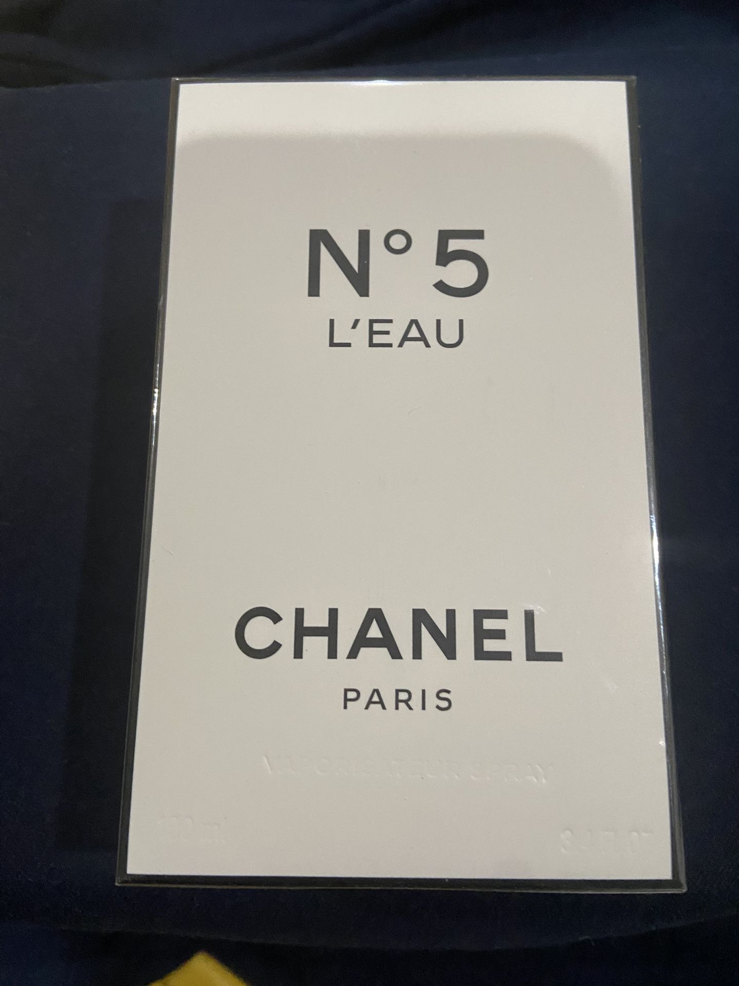 N*5 L’EAU Chanel Perfume