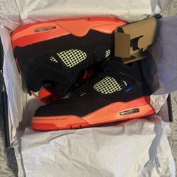 Jordan 4 