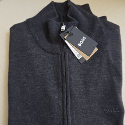 Brand New Gray Hugo Boss Knit Zip Up Men's Cardigan. Size Medium