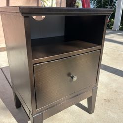 IKEA Night Stand IDANÄS Dark Brown Stain (single) 