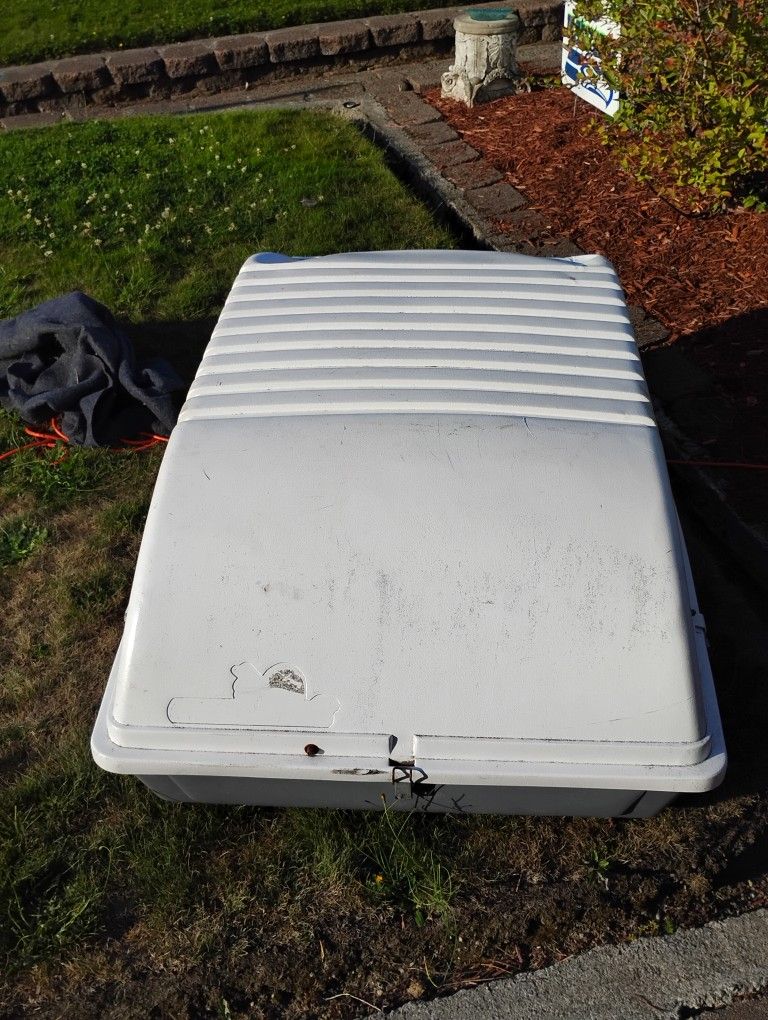 Sears X-Cargo Car Rooftop Storage Carrier. Condition is Used.O