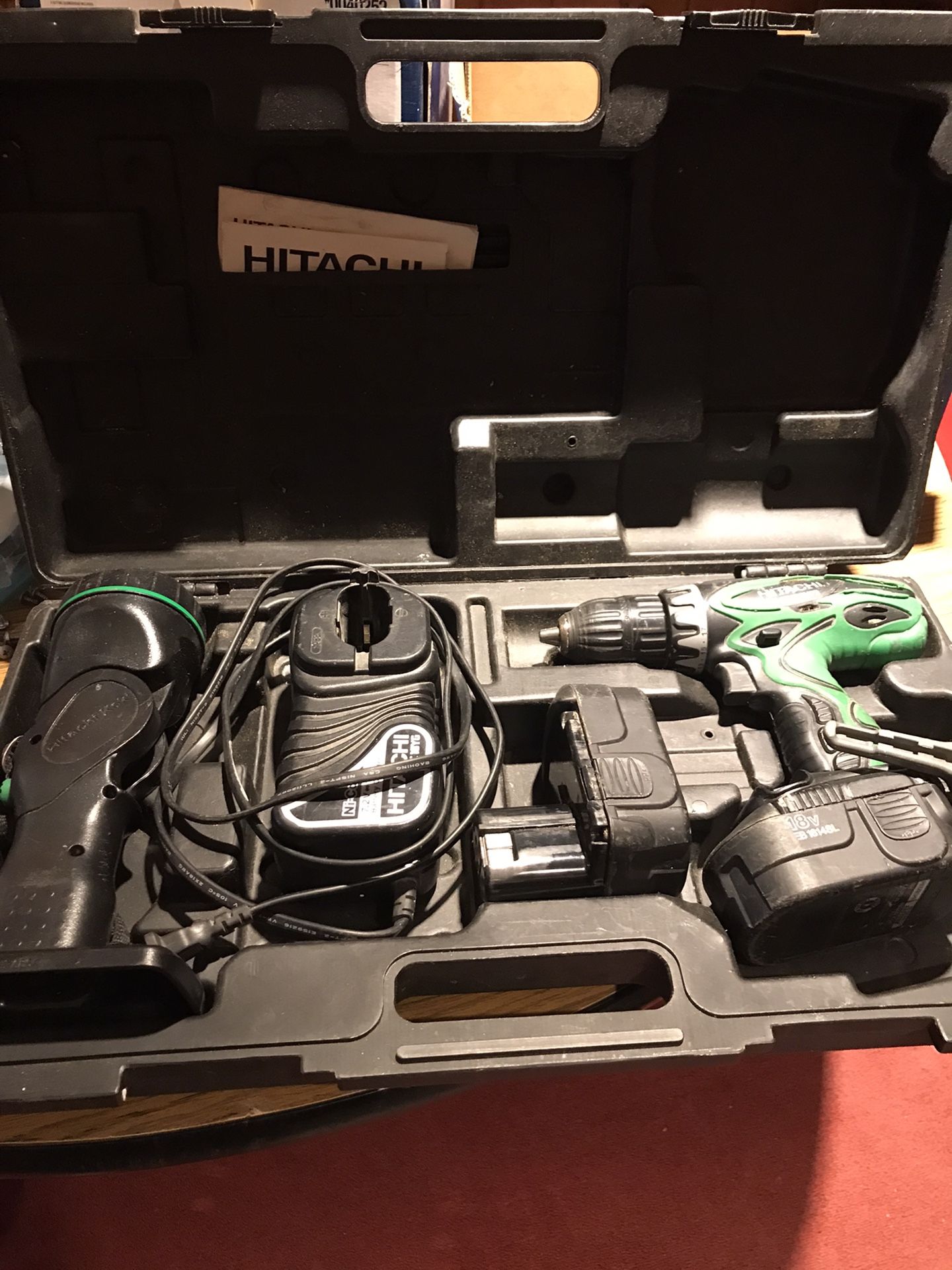 18V Hitachi drill, flashlight, charger and two batteries