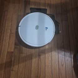 Yeedi robot floor sweeper