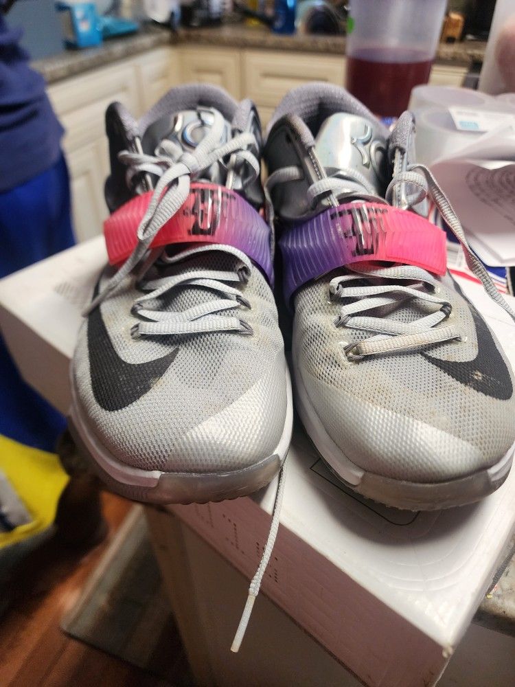 KD NIKES