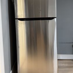 LG Refrigerator 