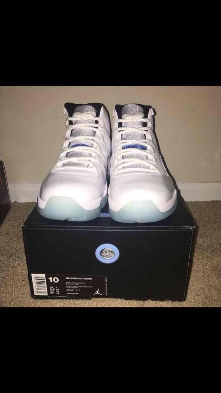 Air Jordan 11 retro legend blue