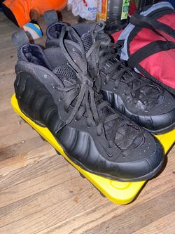 Nike Air Foamposite Pro “Voltage” — Black/Voltage Yellow (2026)