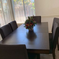 Dining table new from ikea