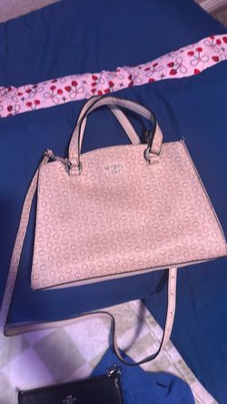 Guess purse $7