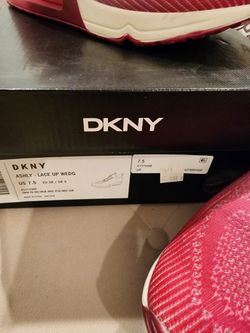 Tenis DKNY pink #71/2 Bolso Couch Pink