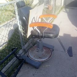 Black leather Barber chair