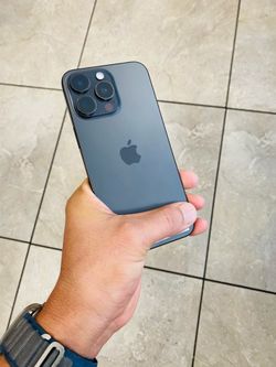 iPhone 15 Pro Max Unlocked 256GB