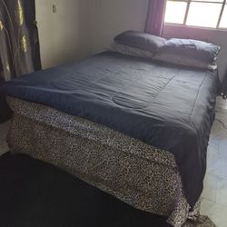 Queen bed 3 Piece