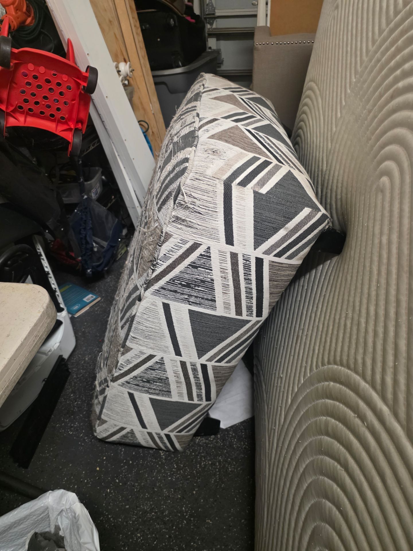 Ottoman $15