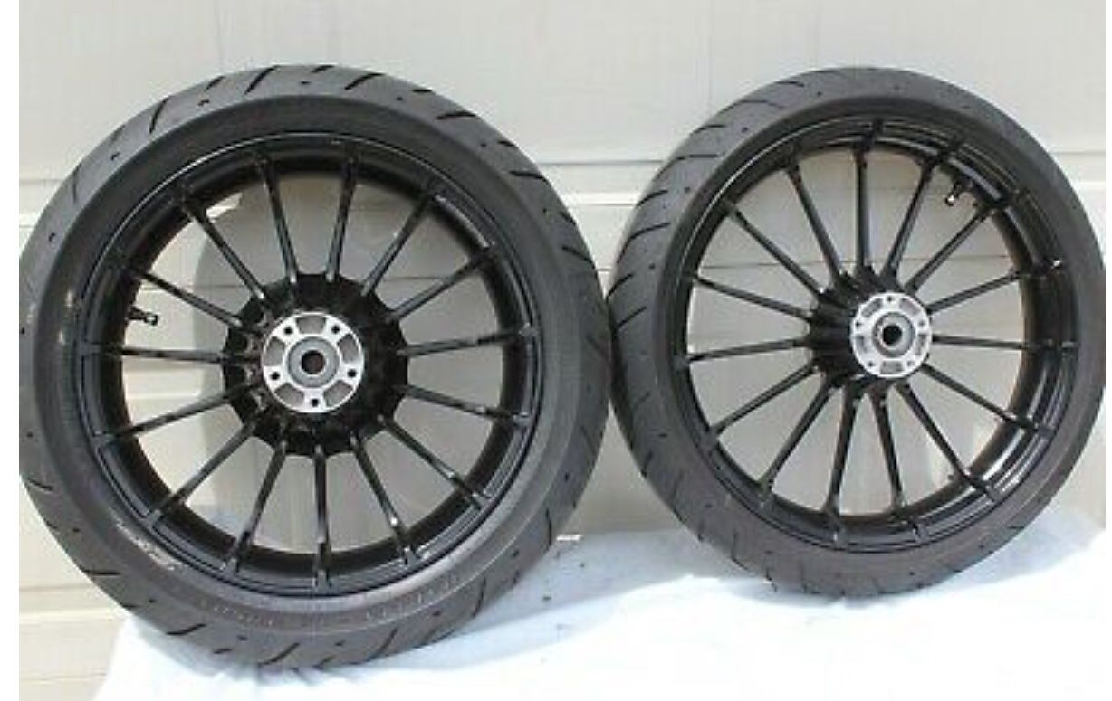 Harley Davidson Wheels and tires brand new