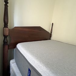 Full size Casper cooling mattress, box spring and headboard plus a matching side table