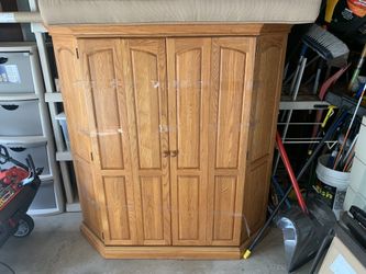 Solid Oak Entertainment Center