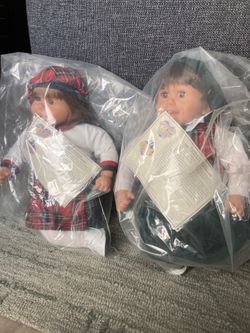 EXTREMELY RARE Cute as a Button - Scottish Boy and Girl Fine Dolls