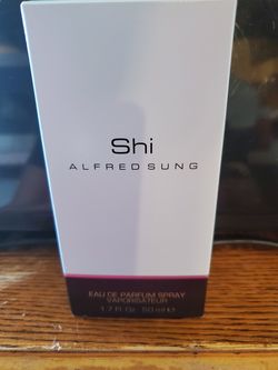 Eau De Parfum Spray