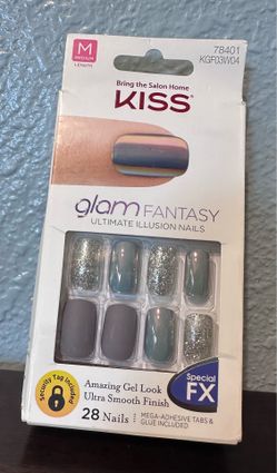 Glue on manicure Glam fantasy  medium by Kiss,  28 nails , glue and adhesive tabs include