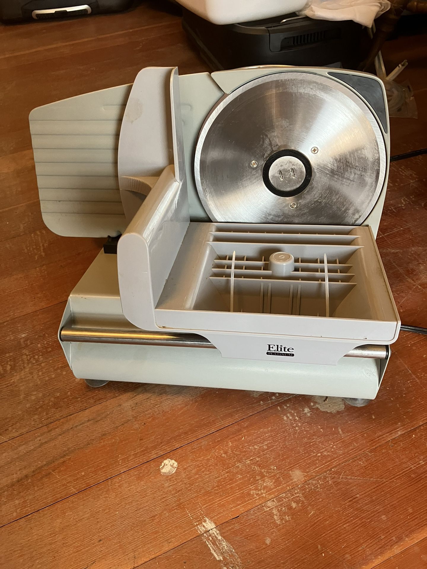 Elite Deli Slicer