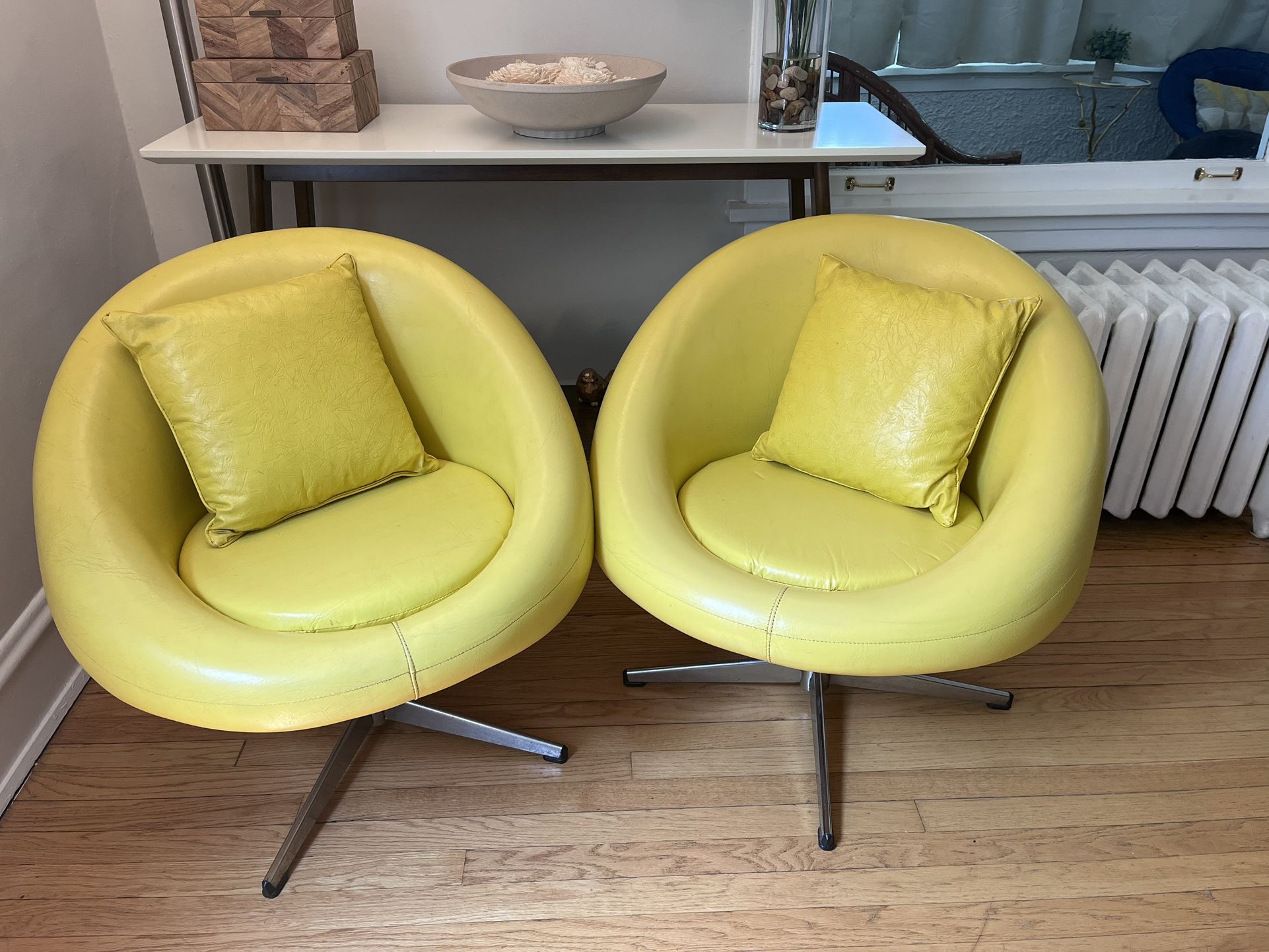 Vintage MCM Chairs Made In Chicago