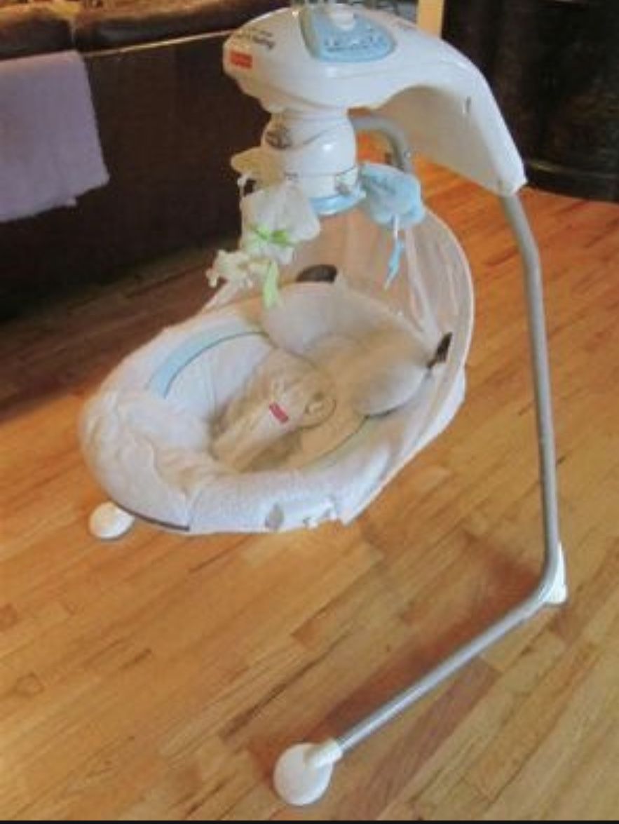 Fisher Price My Little Lamb Cradle ‘N Swing