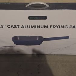 9.5" Cast Aluminum Frying Pan
