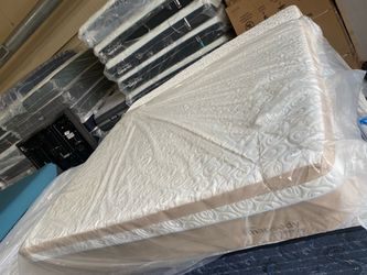 Tempur-Pedic Rhapsody Breeze Mattress