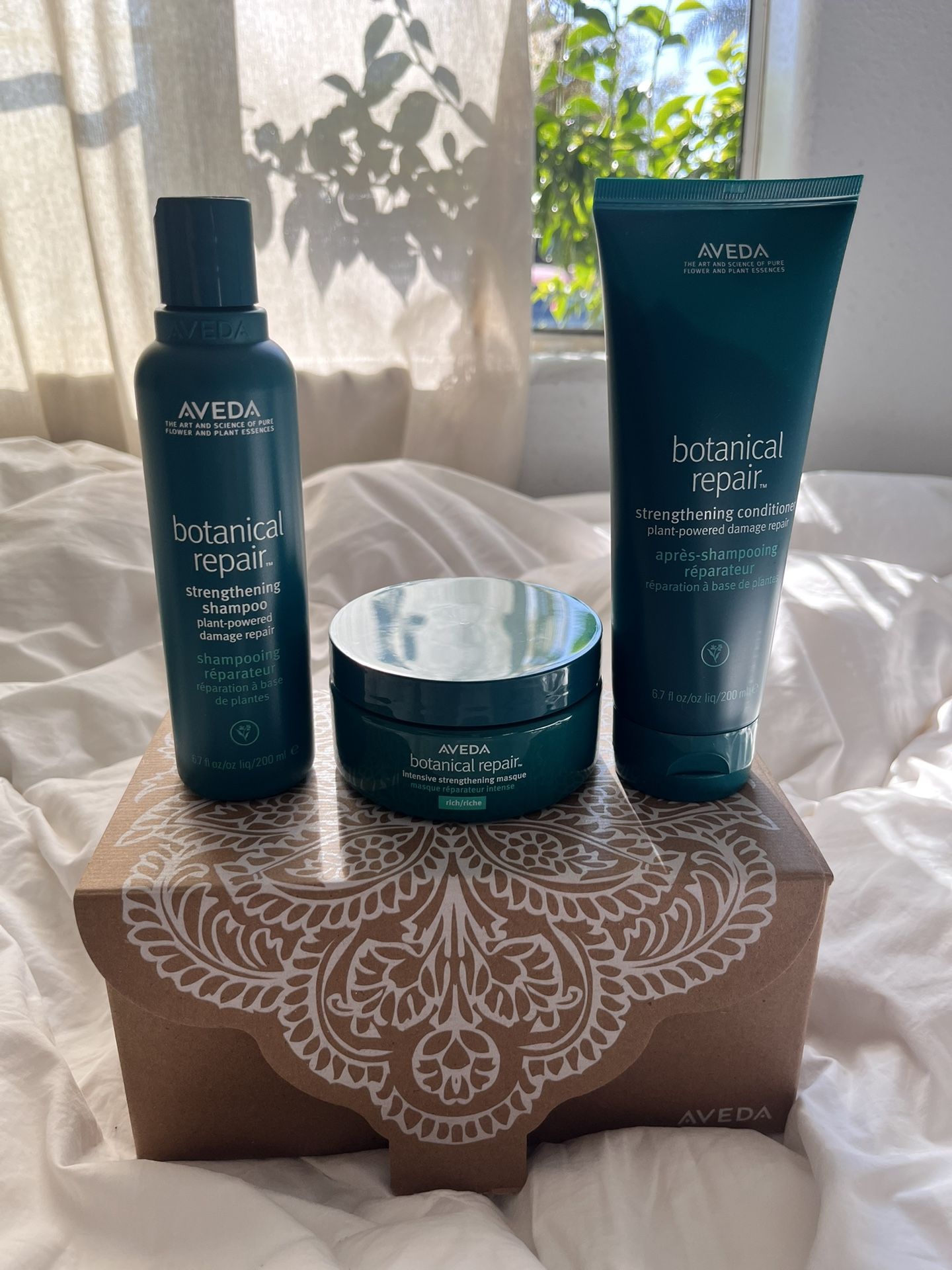 AVEDA Botanical Repair Gift Set