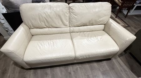 White Modern Chic Sofa