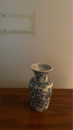 Blue and white vase