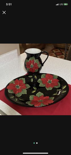 Gibson Elite Christmas Platter And Pitcher