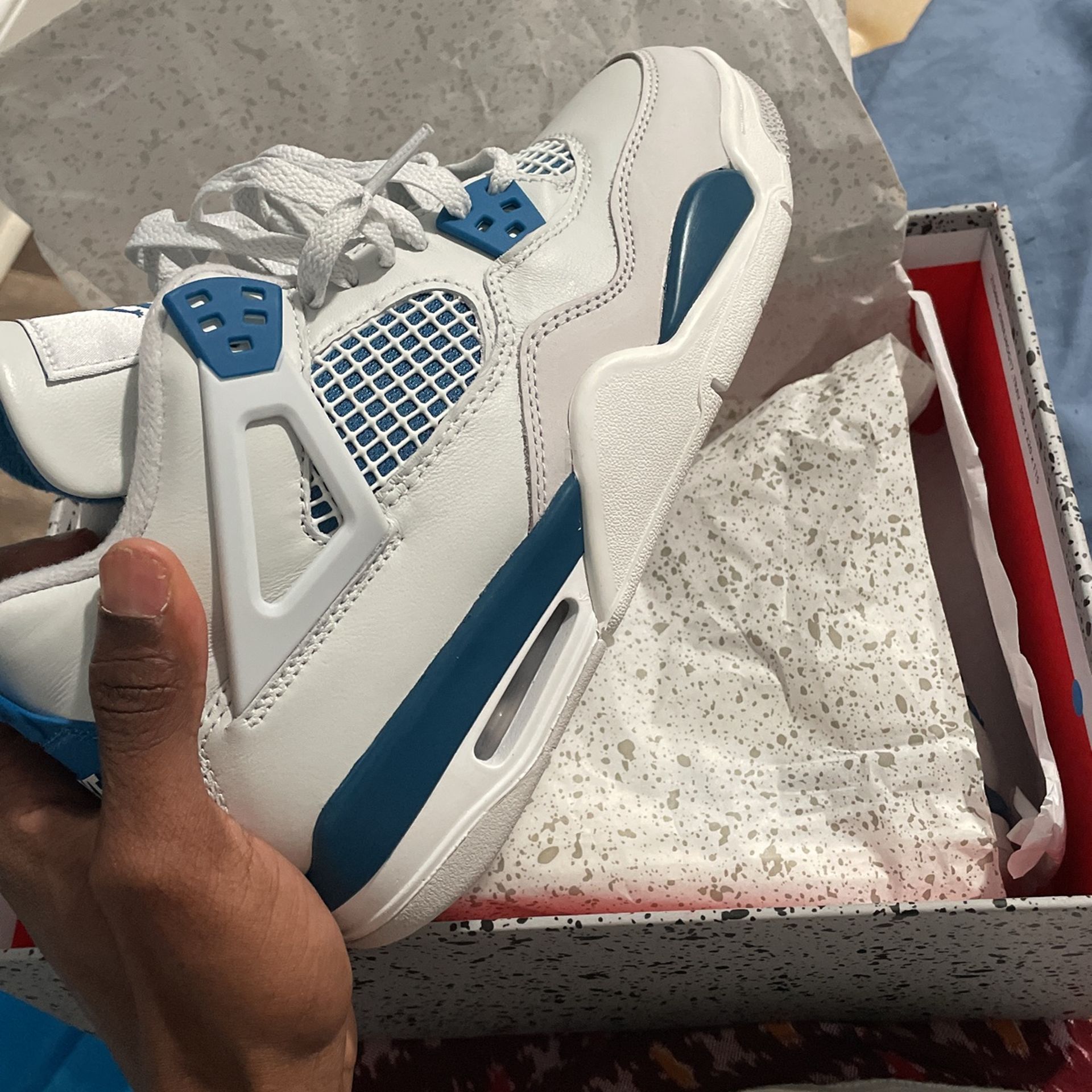 Jordan 4 Military Blue