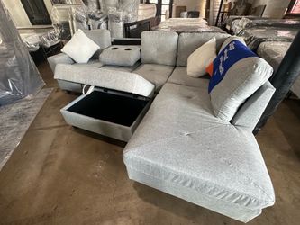 New Light Gray Sectional w/ Free Ottoman - $0 Down, Flexible Payments Available