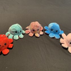 SMALL OCTOPUS PLUSHIES 