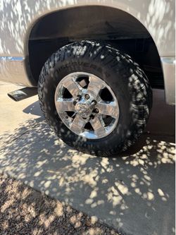 Ram 2500 wheels and tires 8 lug