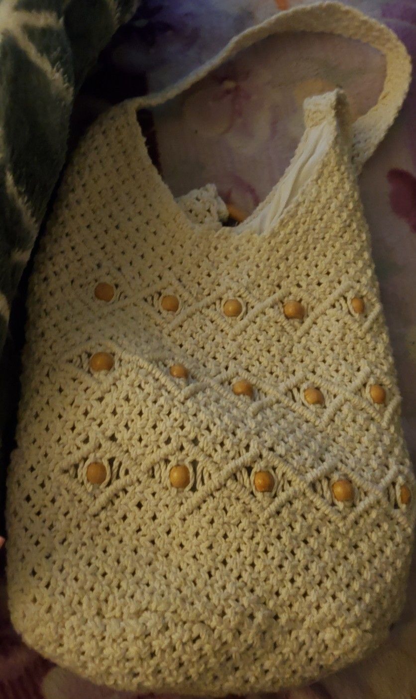 BEIGE BEADED PURSE