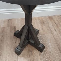 Round End Table