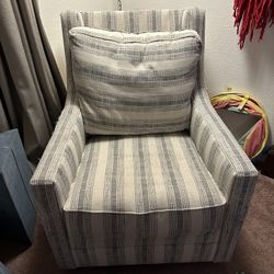 FREE Rocking And Swivel Chair 