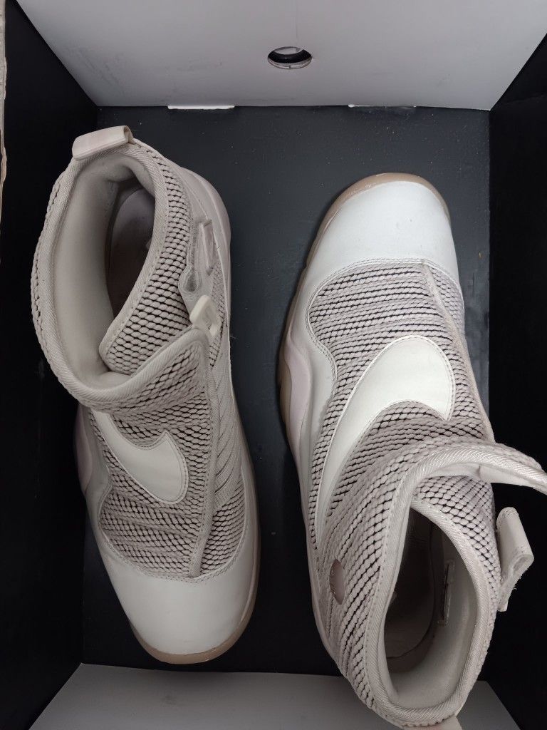 Pigalle x Nike Air Shake N Destrukt