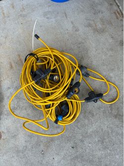 Heavy-Duty Yellow Jobsite String Light Cord – Multiple Bulb Sockets