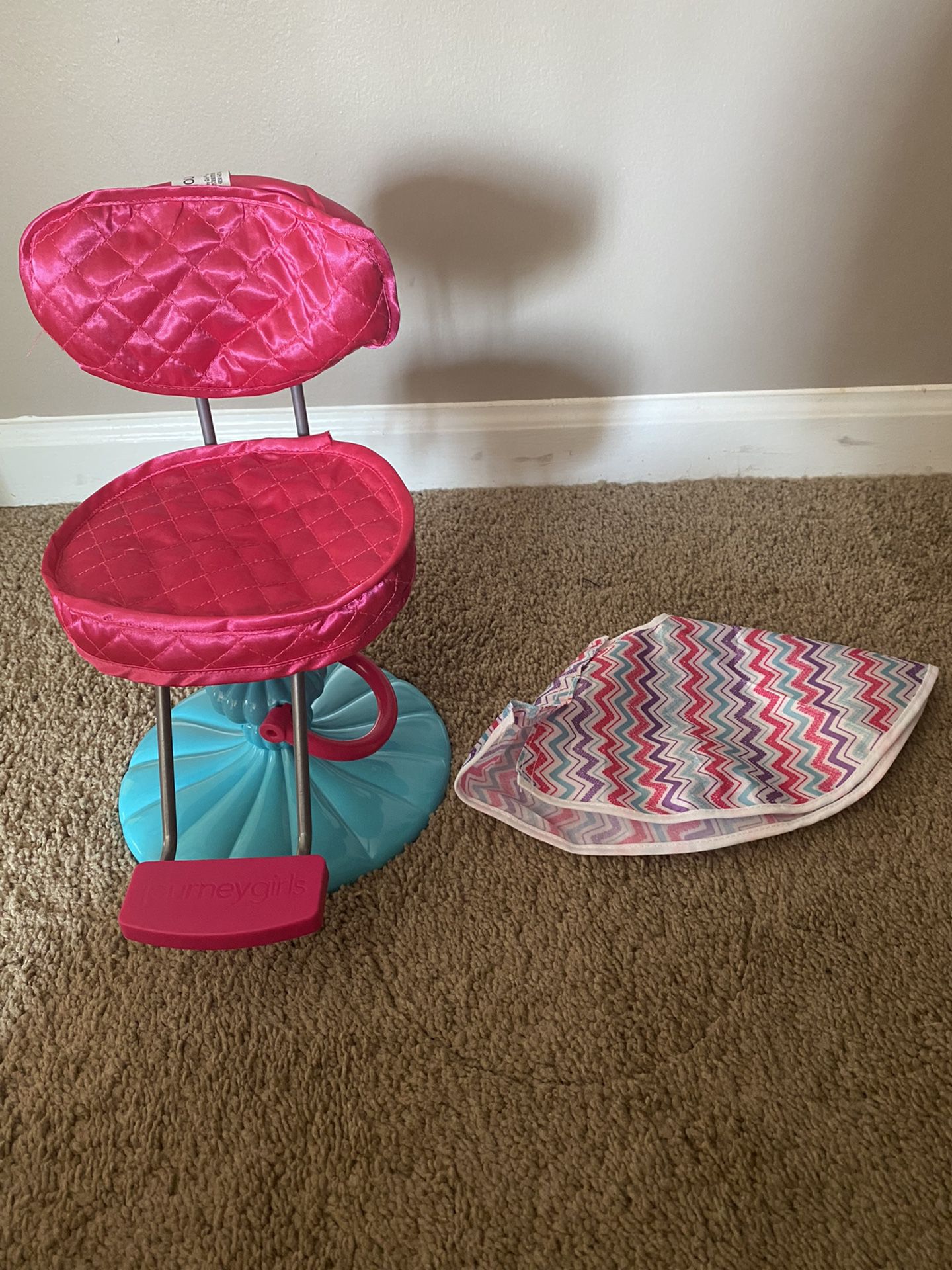 Journey Girls Hair Salon Chair And Cape